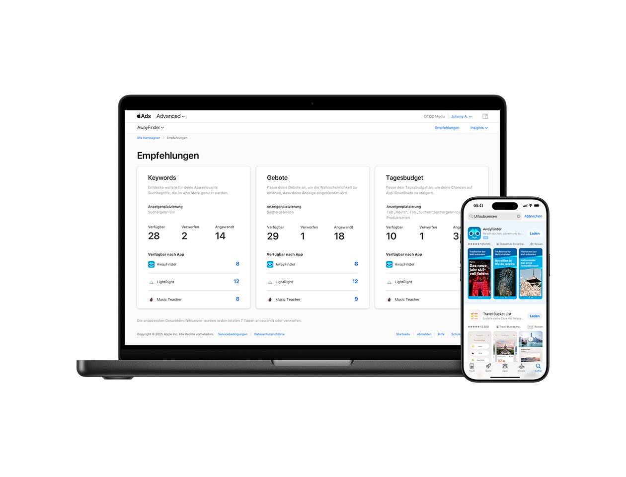 Ein MacBook, das die Empfehlungsseite eines Apple Ads Accounts anzeigt. Daneben befindet sich ein iPhone, auf dem oben in den Suchergebnissen des App Stores eine Anzeige für die Beispiel-Reise-App „AwayFinder“ geschaltet wird.